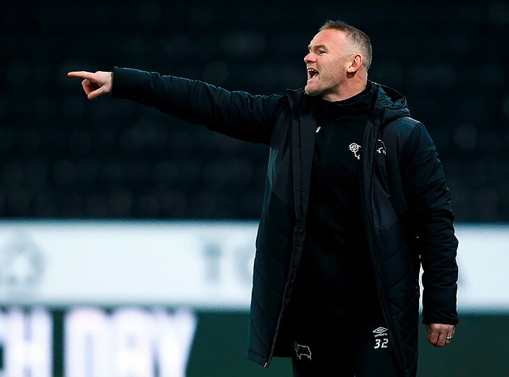 Wayne Rooney jako trener Derby