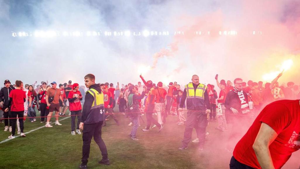 Slavia Praga, kibice na boisku